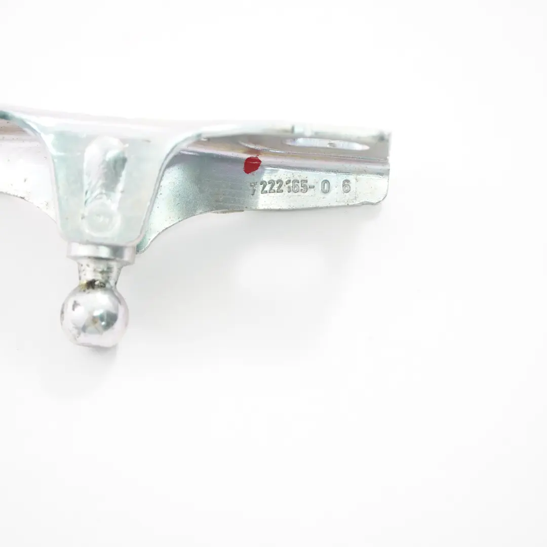 Supporto Montante Gas Portabagagli Posteriore Sinistra Destra per BMW F11 con numero di parte 7222165 BMW F11 Supporto Montante Gas Portabagagli Posteriore Sinistra Destra - SKU 7222165 - Numero di parte 7222165