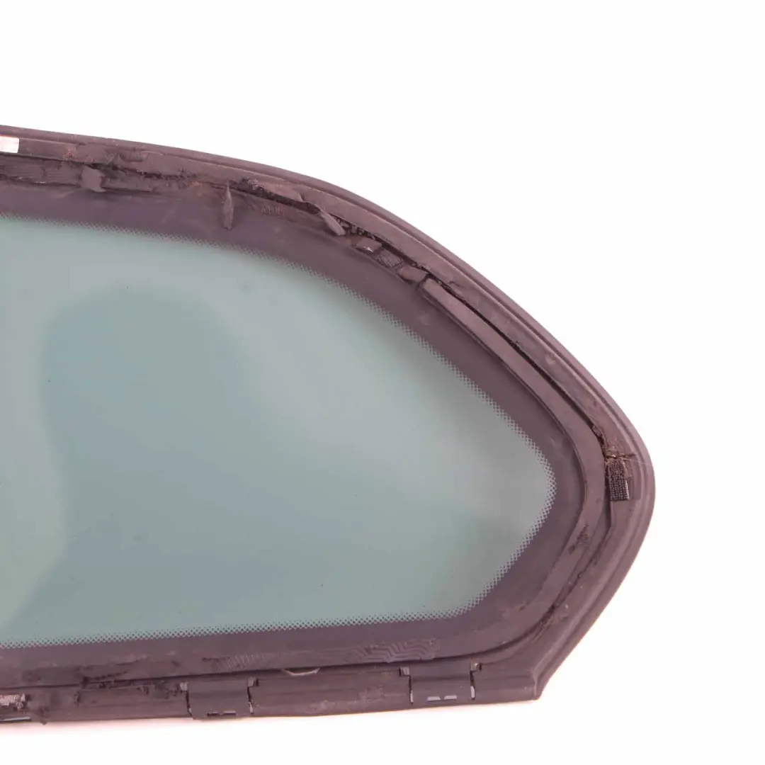 Side Tinted Window Glass AS3 Black Rear Right O/S to BMW E91 with Part number 7222256 BMW E91 Side Tinted Window Glass AS3 Black Rear Right O/S - SKU 7222256 - Part number 7222256