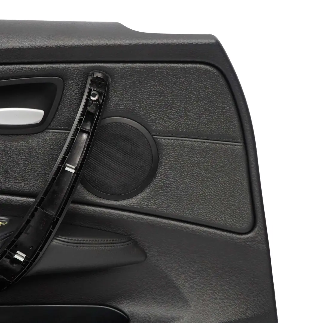 Tarjeta De Puerta Delantera Izquierda Trim Panel Cuero Negro Boston para BMW E88 con número de pieza 7224383 BMW E88 Tarjeta De Puerta Delantera Izquierda Trim Panel Cuero Negro Boston - SKU 7224383 - Número de pieza 7224383