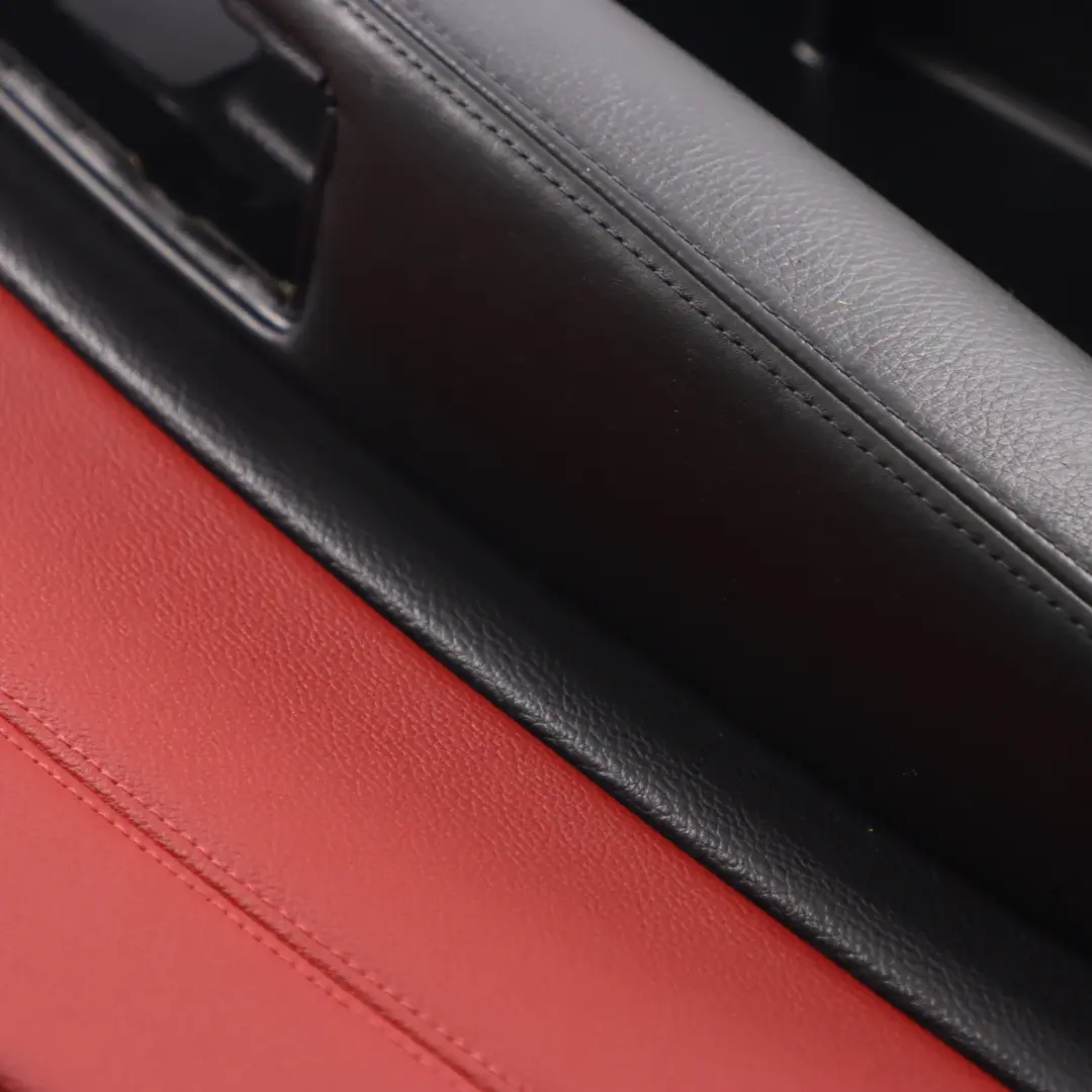 Carte de Porte Avant Gauche Panneau de Porte Cuir Rouge Corail Noir pour BMW E88 à propos du numéro de pièce 7224389 BMW E88 Carte de Porte Avant Gauche Panneau de Porte Cuir Rouge Corail Noir - SKU 7224389 - Numéro de pièce 7224389