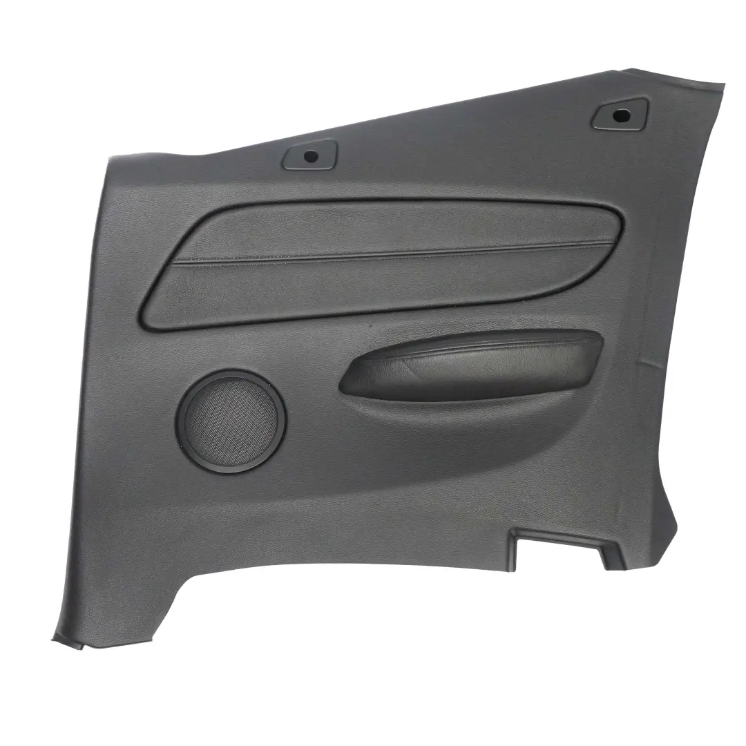 Panel Lateral Trasero Derecho Embellecedor Cuero Boston Negro para BMW E88 Cabrio con número de pieza 7224404 BMW E88 Cabrio Panel Lateral Trasero Derecho Embellecedor Cuero Boston Negro - SKU 7224404 - Número de pieza 7224404