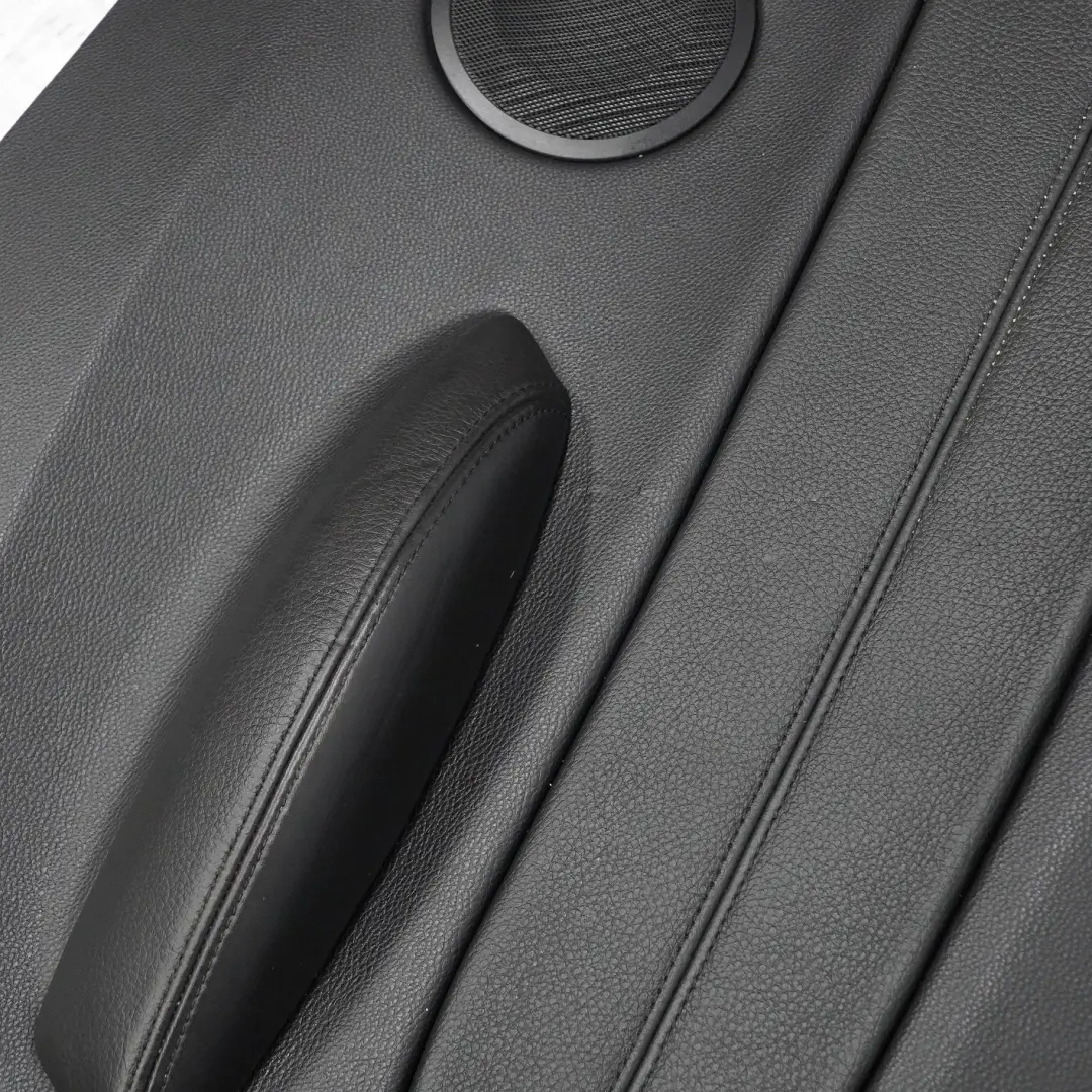 Panneau Lateral Arriere Droit Garniture Cuir Boston Noir pour BMW E88 Cabrio à propos du numéro de pièce 7224404 BMW E88 Cabrio Panneau Lateral Arriere Droit Garniture Cuir Boston Noir - SKU 7224404 - Numéro de pièce 7224404