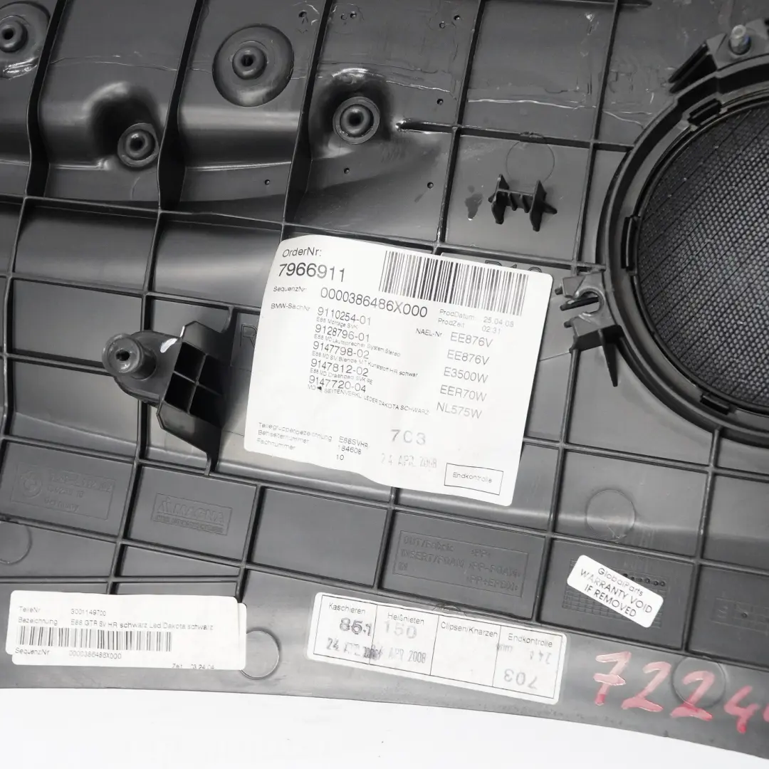 Boczek Tapicerka Drzwi Prawy Tył do BMW E88 o numerze 7224404 BMW E88 Boczek Tapicerka Drzwi Prawy Tył - SKU 7224404 - Numer Części 7224404