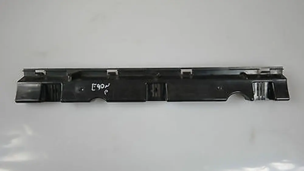 BMW E90N E91N LCI Tiras De Sujecion Derecha R2 - SKU 7224456 - Número de pieza 7224456