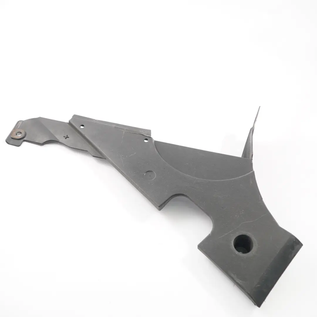 Couvercle de protection du réservoir gauche sous le plancher pour BMW F12 F13 à propos du numéro de pièce 7224467 BMW F12 F13 Couvercle de protection du réservoir gauche sous le plancher - SKU 7224467 - Numéro de pièce 7224467