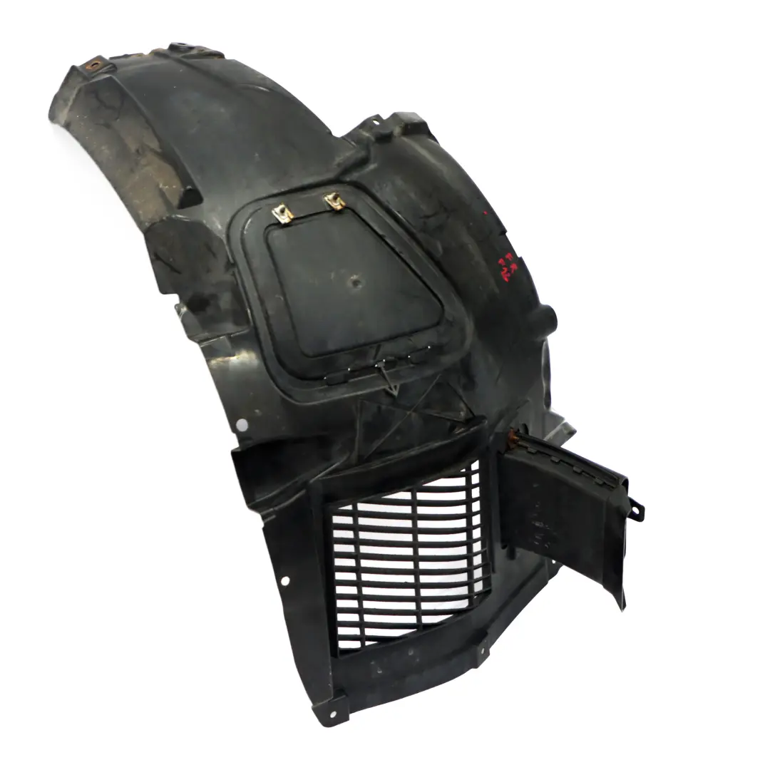 Arch Cover BMW F06 F12 F13 Front Right O/S Front Section Housing to Wheel with Part number 7224484 Wheel Arch Cover BMW F06 F12 F13 Front Right O/S Front Section Housing - SKU 7224484 - Part number 7224484