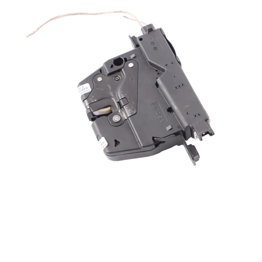 Zamek Klapy Pokrywy Bagażnika do BMW F10 F30 F32 F80 F82 LCI o numerze 7224692 BMW F10 F30 F32 F80 F82 LCI Zamek Klapy Pokrywy Bagażnika - SKU 7224692 - Numer Części 7224692