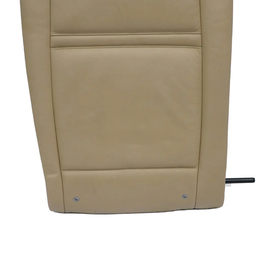 Sedile Posteriore Destro Schienale Bracciolo Pelle Beige Nevada per BMW X5 E70 con numero di parte 7225104 BMW X5 E70 Sedile Posteriore Destro Schienale Bracciolo Pelle Beige Nevada - SKU 7225104 - Numero di parte 7225104