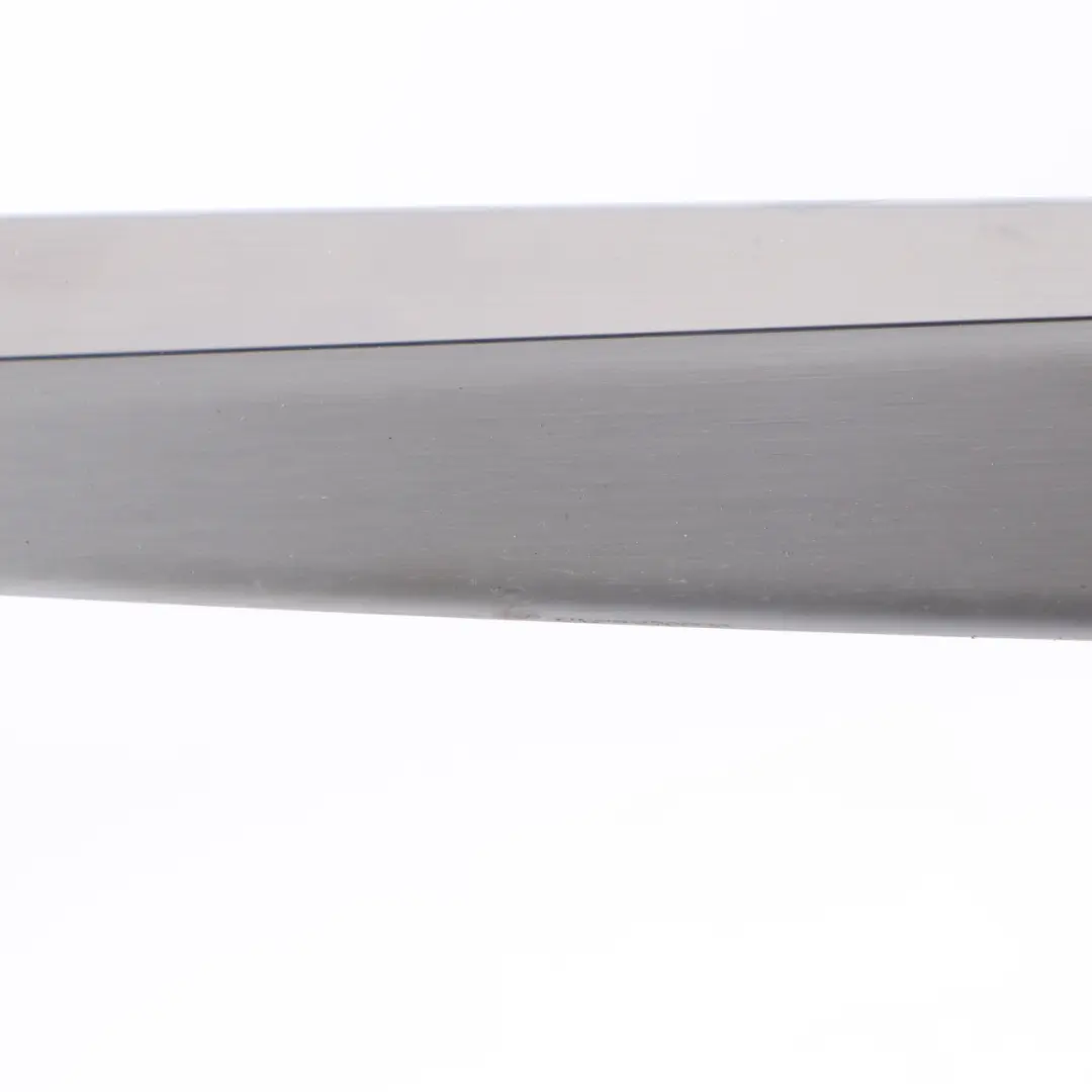 Innen Raum Tür Abdeckung Griff Zier Leiste Aluminium Hinten Rechts für BMW F10 F11 mit Teilenummer 7225524 BMW F10 F11 Innen Raum Tür Abdeckung Griff Zier Leiste Aluminium Hinten Rechts - SKU 7225524-1 - Teilenummer 7225524