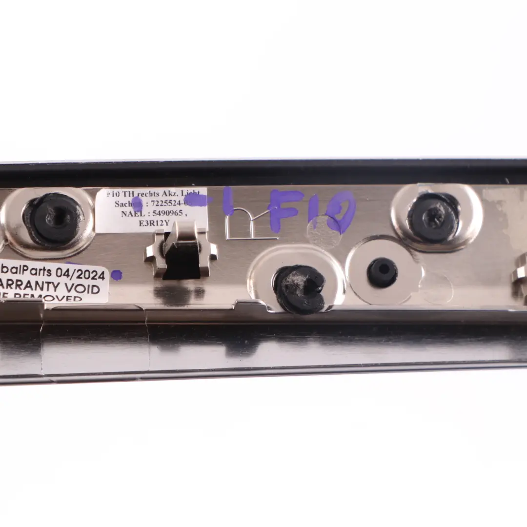 Interior Puerta Cubierta Recorte Tira Aluminio Trasero Derecho para BMW F10 F11 con número de pieza 7225524 BMW F10 F11 Interior Puerta Cubierta Recorte Tira Aluminio Trasero Derecho - SKU 7225524-1 - Número de pieza 7225524