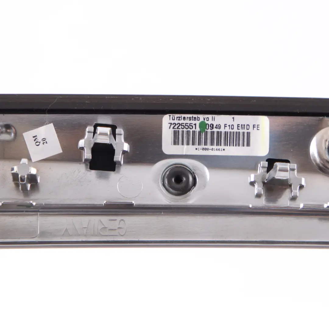 Bande porte BMW F10 F11 Garniture capot avant gauche grain bois fin pour à propos du numéro de pièce 7225551 Bande porte BMW F10 F11 Garniture capot avant gauche grain bois fin - SKU 7225551 - Numéro de pièce 7225551