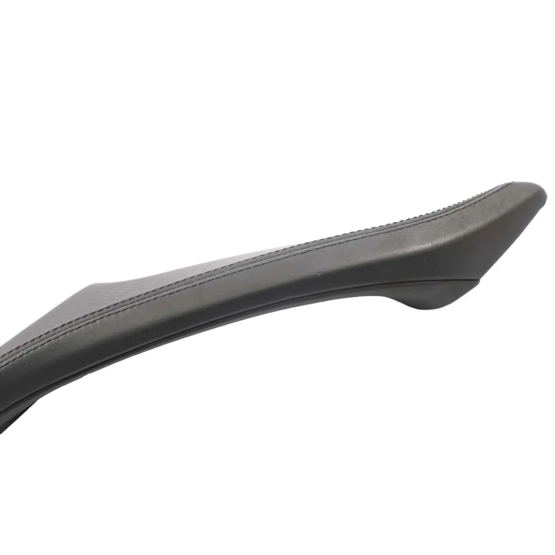 Uchwyt wspornik klamka drzwi prawa do BMW F10 F11 o numerze 7225862 BMW F10 F11 Uchwyt wspornik klamka drzwi prawa - SKU 7225862 - Numer Części 7225862