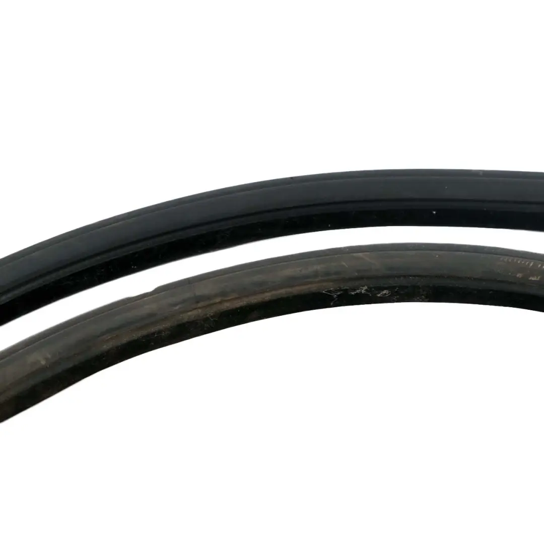 BMW F07 GT Gran Turismo Porta anteriore sinistra Guarnizione tenuta Nero 7196349 - SKU 7226395 - Numero di parte 7226395