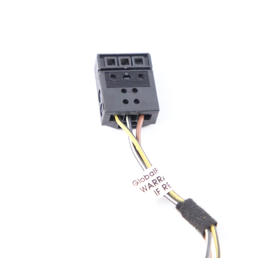 Embellecedor Enchufe Lámpara LED Maletero Cableado Izquierdo 6984738 para BMW X5 E70 con número de pieza 7227793 BMW X5 E70 Embellecedor Enchufe Lámpara LED Maletero Cableado Izquierdo 6984738 - SKU 7227793-2 - Número de pieza 7227793
