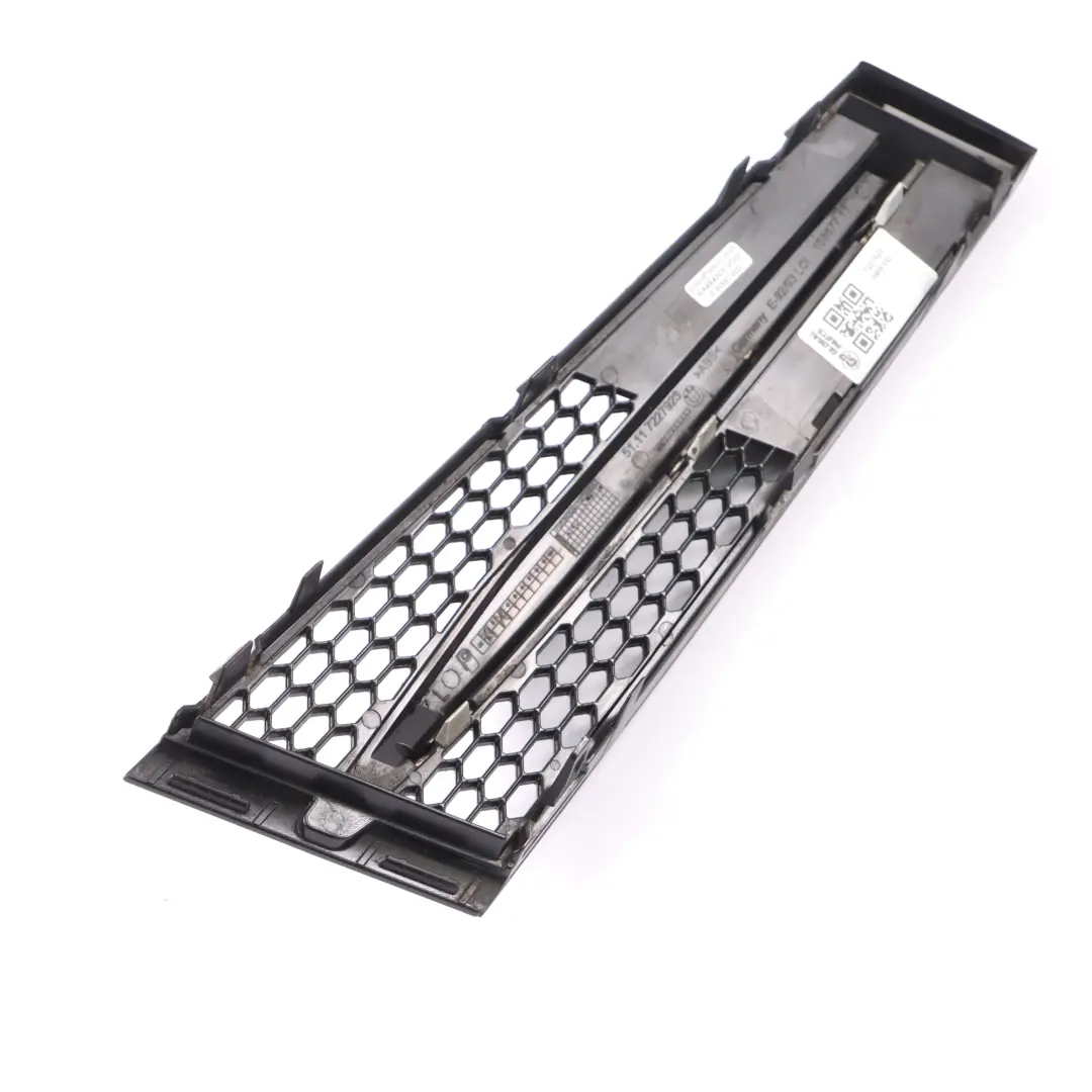 BMW E92 E93 LCI Paraurti Radiatore Griglia Anteriore Sinistra Pannello - SKU 7227923 - Numero di parte 7227923