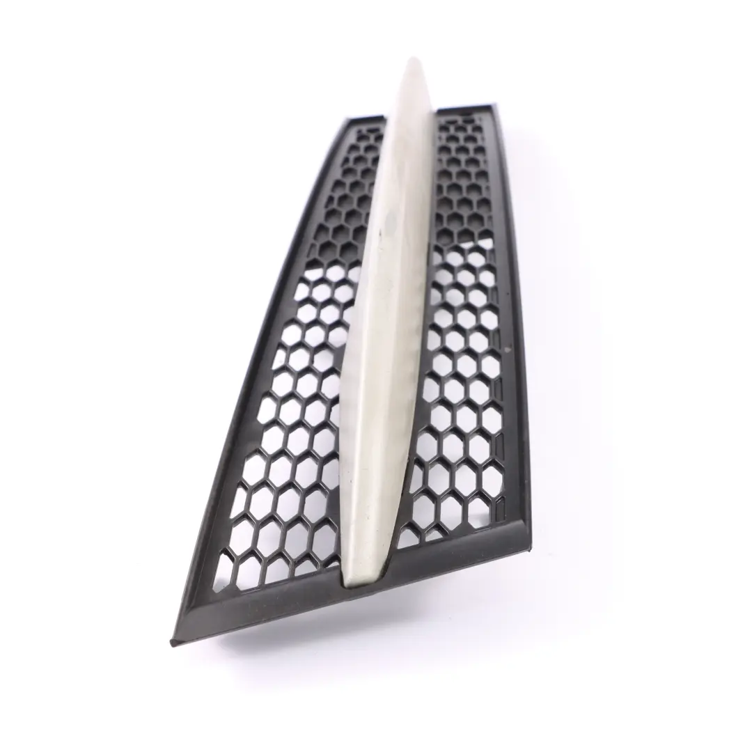 Pare-chocs Grille radiateur Panneau garniture droit pour BMW E92 E93 LCI à propos du numéro de pièce 7227924 BMW E92 E93 LCI Pare-chocs Grille radiateur Panneau garniture droit - SKU 7227924 - Numéro de pièce 7227924