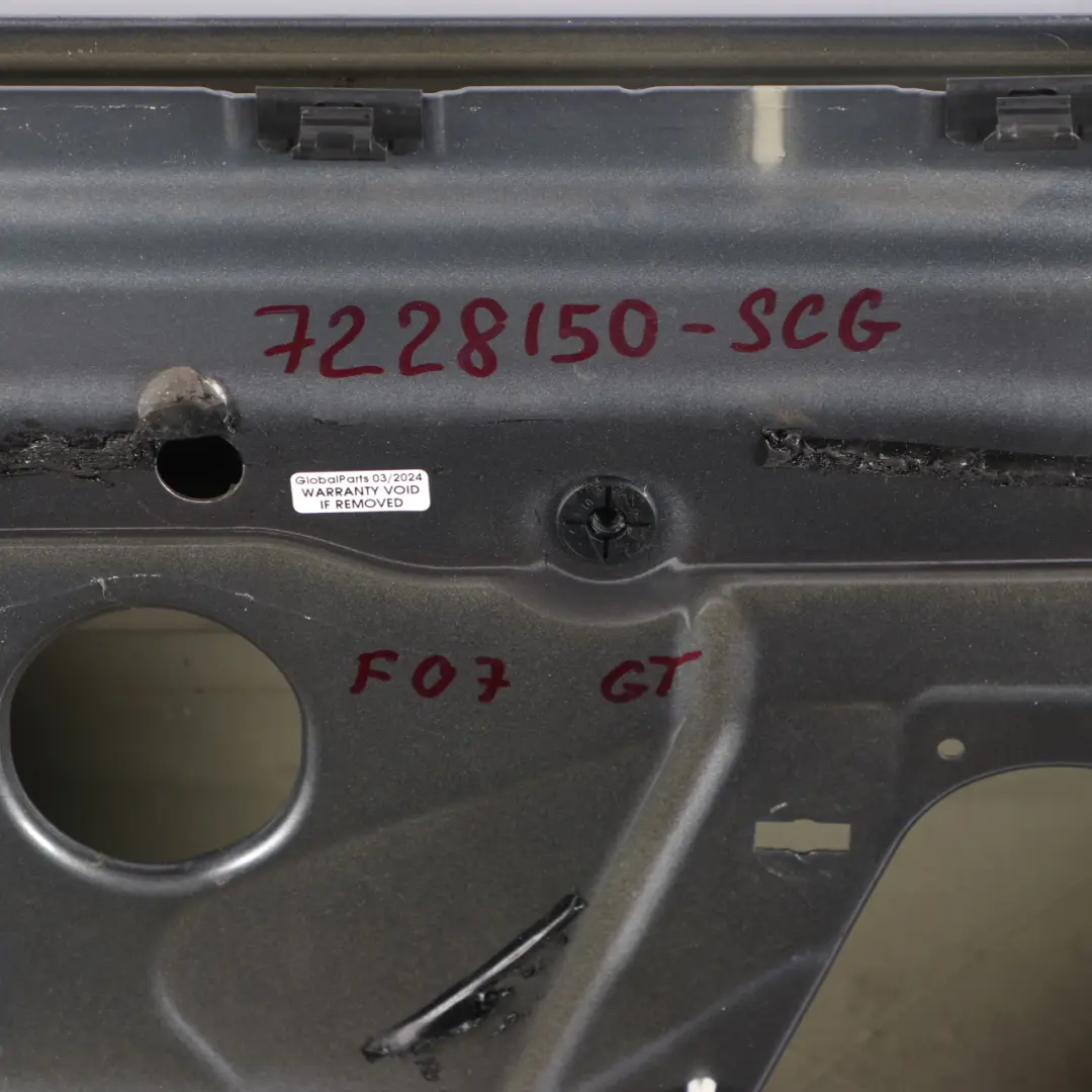 Door Rear Right O/S BMW F07 GT Spacegrau Space Grey Metallic - A52 to with Part number 7228150 Door Rear Right O/S BMW F07 GT Spacegrau Space Grey Metallic - A52 - SKU 7228150-SCG - Part number 7228150