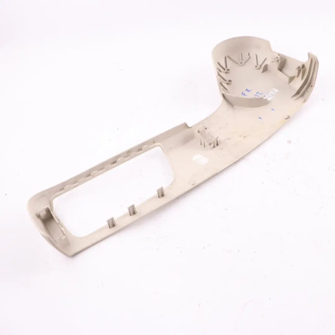 Pannello Sedile BMW F12 Anteriore Destro Sedile Esterno Inferiore per con numero di parte 7269672 Pannello Sedile BMW F12 Anteriore Destro Sedile Esterno Inferiore - SKU 7228290 - Numero di parte 7269672