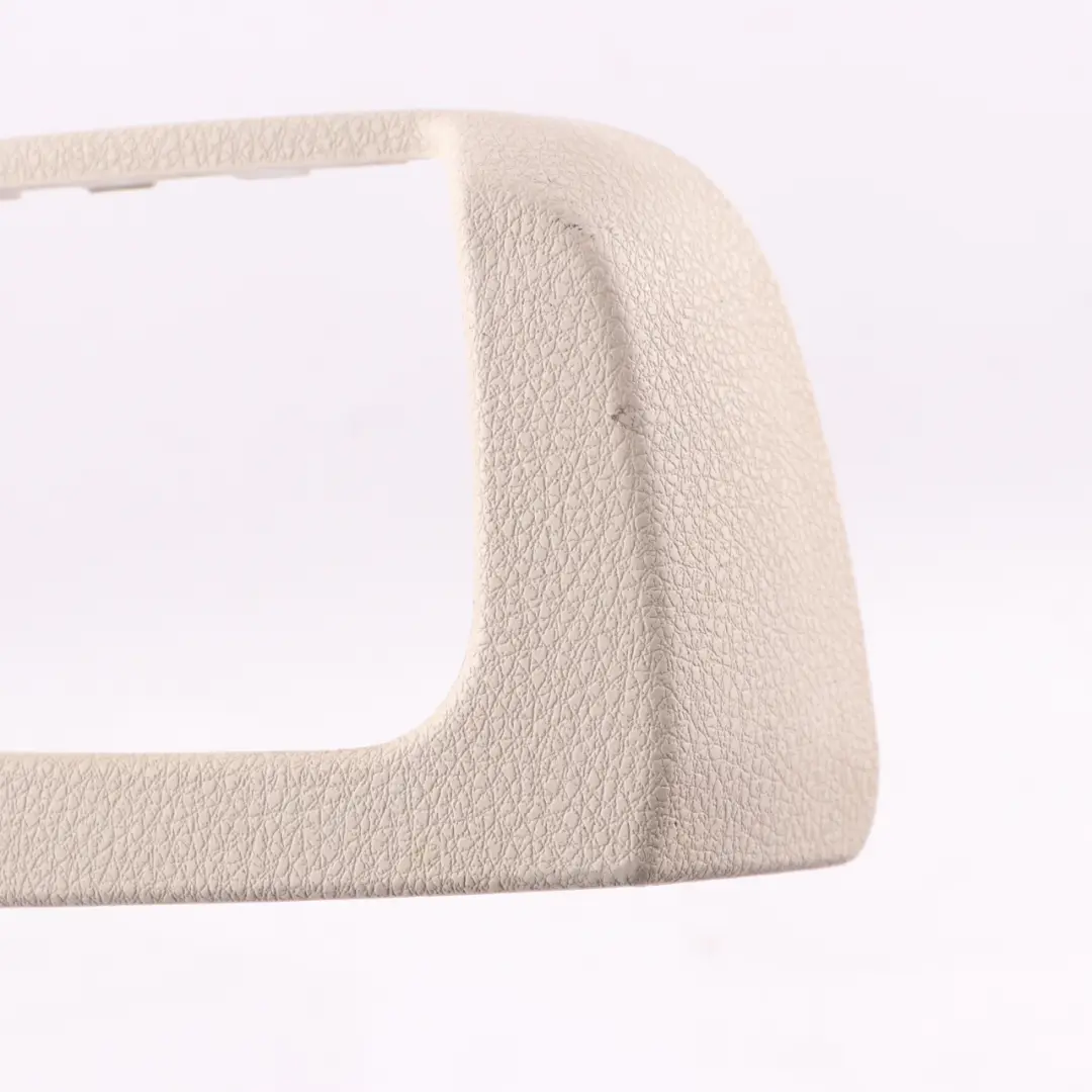 Osłona Zaślepka Panel Listwa Fotela Prawy Przód do BMW F12 o numerze 7269672 BMW F12 Osłona Zaślepka Panel Listwa Fotela Prawy Przód - SKU 7228290 - Numer Części 7269672