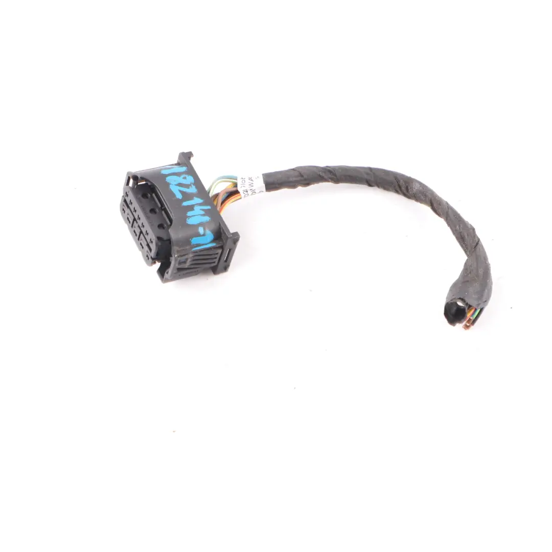 Headlight Bi-Xenon Lamp Light Front Right O/S Plug Socket Wiring 6925638 to BMW F01 with Part number 7228432 BMW F01 Headlight Bi-Xenon Lamp Light Front Right O/S Plug Socket Wiring 6925638 - SKU 7228432-1 - Part number 7228432