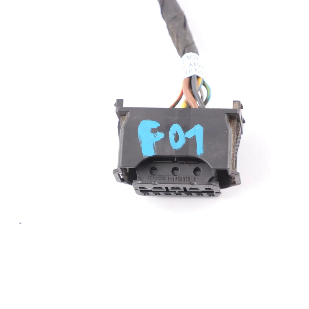 Headlight Bi-Xenon Lamp Light Front Right O/S Plug Socket Wiring 6925638 to BMW F01 with Part number 7228432 BMW F01 Headlight Bi-Xenon Lamp Light Front Right O/S Plug Socket Wiring 6925638 - SKU 7228432-1 - Part number 7228432