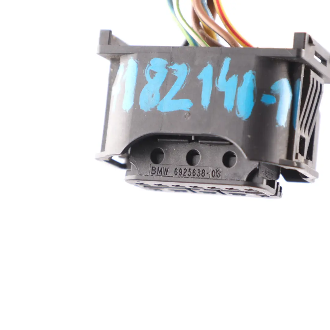 BMW F01 Headlight Bi-Xenon Lamp Light Front Right O/S Plug Socket Wiring 6925638 - SKU 7228432-1 - Part number 7228432