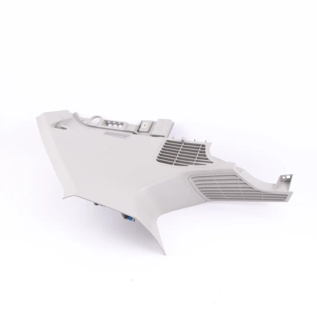 Embellecedor Pilar Trasero Derecho Columna D Tapa Gris 7228140 para BMW X3 F25 con número de pieza 7229078 BMW X3 F25 Embellecedor Pilar Trasero Derecho Columna D Tapa Gris 7228140 - SKU 7229078 - Número de pieza 7229078