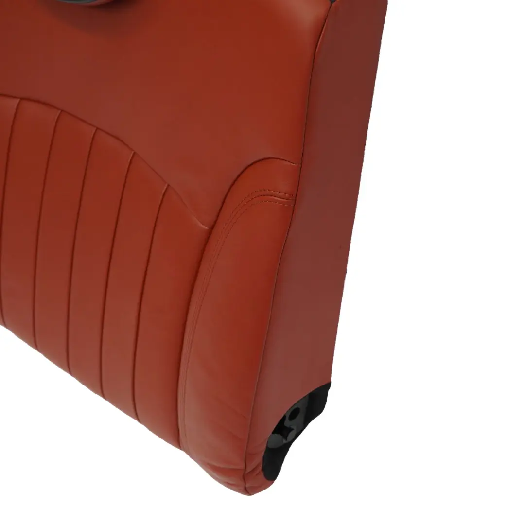 Sedile Posteriore Destro Schienale In Pelle Redwood Rosso per Mini Cooper R55 R56 con numero di parte 7229630 Mini Cooper R55 R56 Sedile Posteriore Destro Schienale In Pelle Redwood Rosso - SKU 7229630 - Numero di parte 7229630
