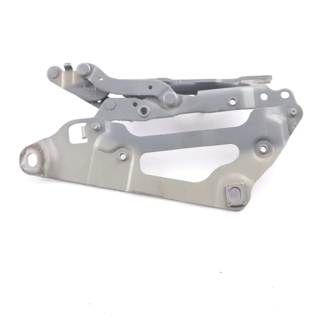 Zawias Maski Prawy Przód Szara - A52 7046324 do BMW F07 GT o numerze 7229636 BMW F07 GT Zawias Maski Prawy Przód Szara - A52 7046324 - SKU 7229636-SCG - Numer Części 7229636