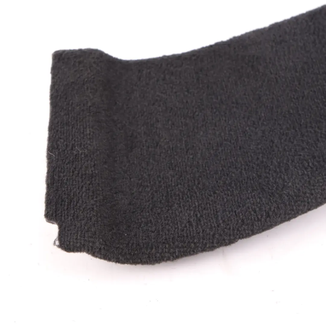 Scatola distribuzione bagagliaio Coperchio pannello nero 7246365 per BMW F07 con numero di parte 7229824 BMW F07 Scatola distribuzione bagagliaio Coperchio pannello nero 7246365 - SKU 7229824 - Numero di parte 7229824