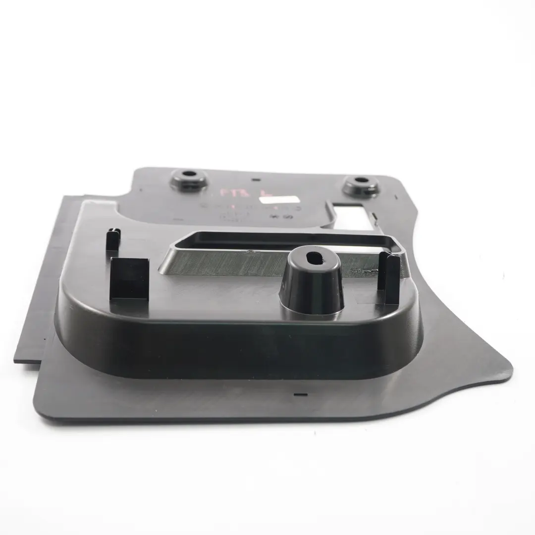 Kanał Powietrza Kabiny Dolny Lewy Tył do BMW F12 F13 o numerze 7230043 BMW F12 F13 Kanał Powietrza Kabiny Dolny Lewy Tył - SKU 7230043 - Numer Części 7230043