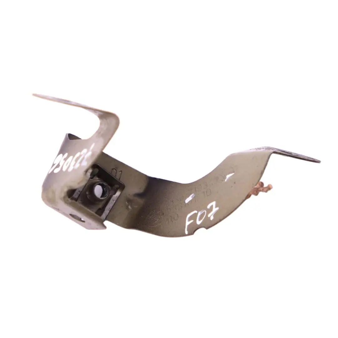 Soporte Montaje Panel Lateral Delantero Izquierdo 7193423 para BMW F07 Gran Turismo con número de pieza 7230569 BMW F07 Gran Turismo Soporte Montaje Panel Lateral Delantero Izquierdo 7193423 - SKU 7230569 - Número de pieza 7230569