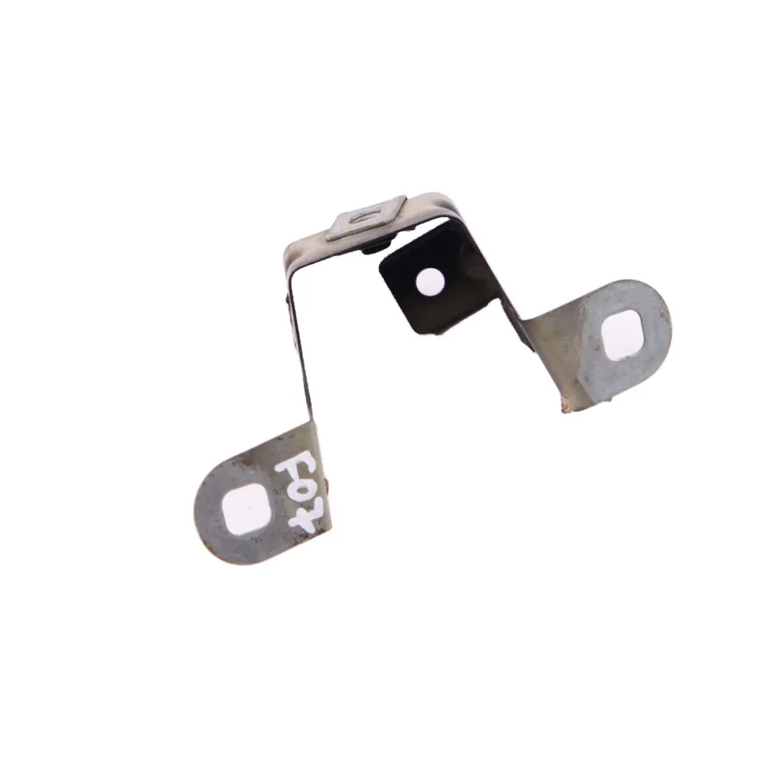 Soporte Montaje Panel Lateral Delantero Derecho Gran Turismo 7193424 para BMW F07 con número de pieza 7230570 BMW F07 Soporte Montaje Panel Lateral Delantero Derecho Gran Turismo 7193424 - SKU 7230570 - Número de pieza 7230570