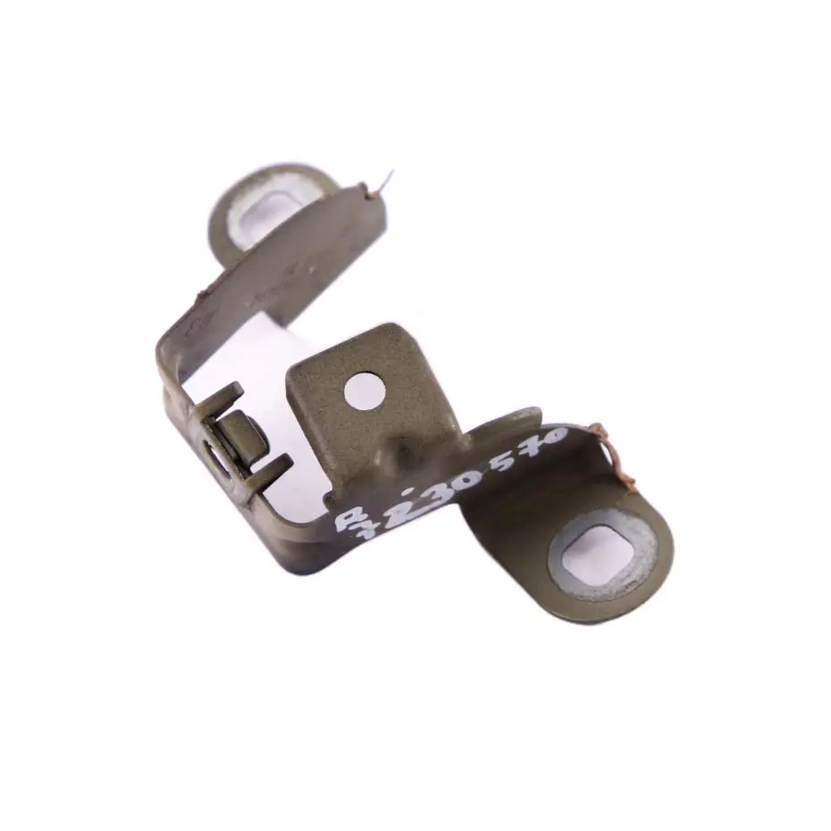 Wspornik Uchwytu Panelu Bocznego Przód Prawy 7193424 do BMW F07 Gran Turismo o numerze 7230570 BMW F07 Gran Turismo Wspornik Uchwytu Panelu Bocznego Przód Prawy 7193424 - SKU 7230570 - Numer Części 7230570
