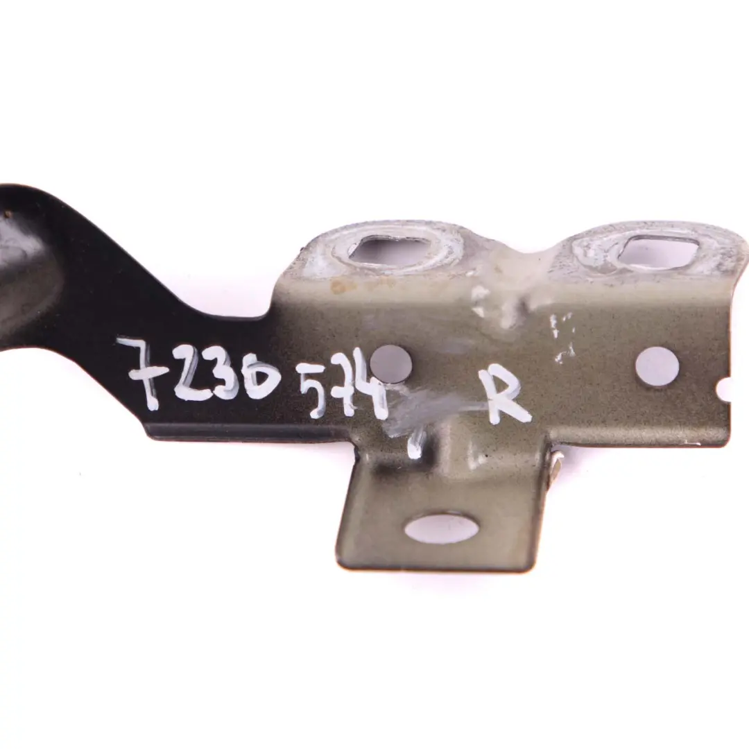 Side Panel Bracket Holder Front Right O/S Black Sapphire Metallic 475 to BMW F07 GT with Part number 7230574 BMW F07 GT Side Panel Bracket Holder Front Right O/S Black Sapphire Metallic 475 - SKU 7230574-BS - Part number 7230574