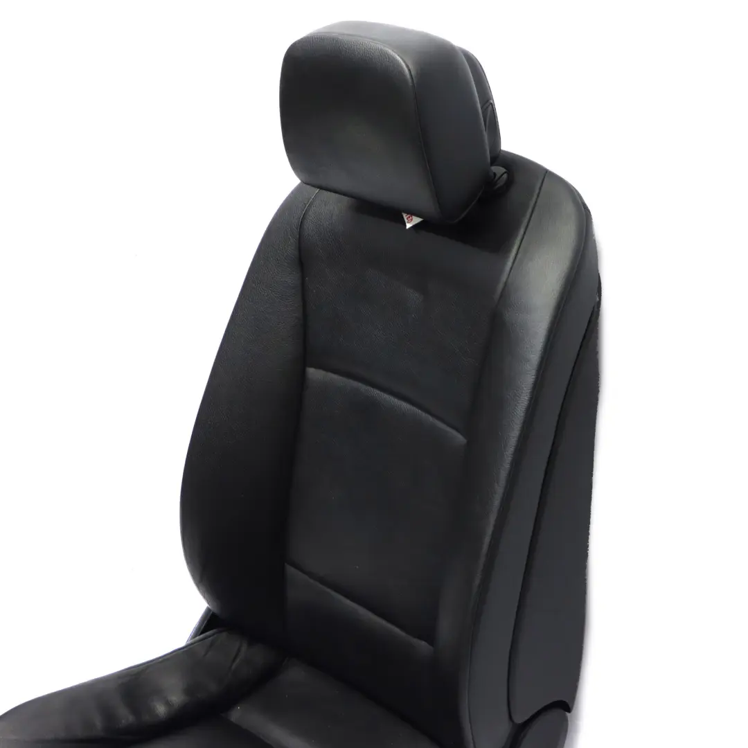 Fotel Skóra Prawy Przód Grzany Czarny do BMW F10 LCI o numerze 7230648 BMW F10 LCI Fotel Skóra Prawy Przód Grzany Czarny - SKU 7230648-4 - Numer Części 7230648