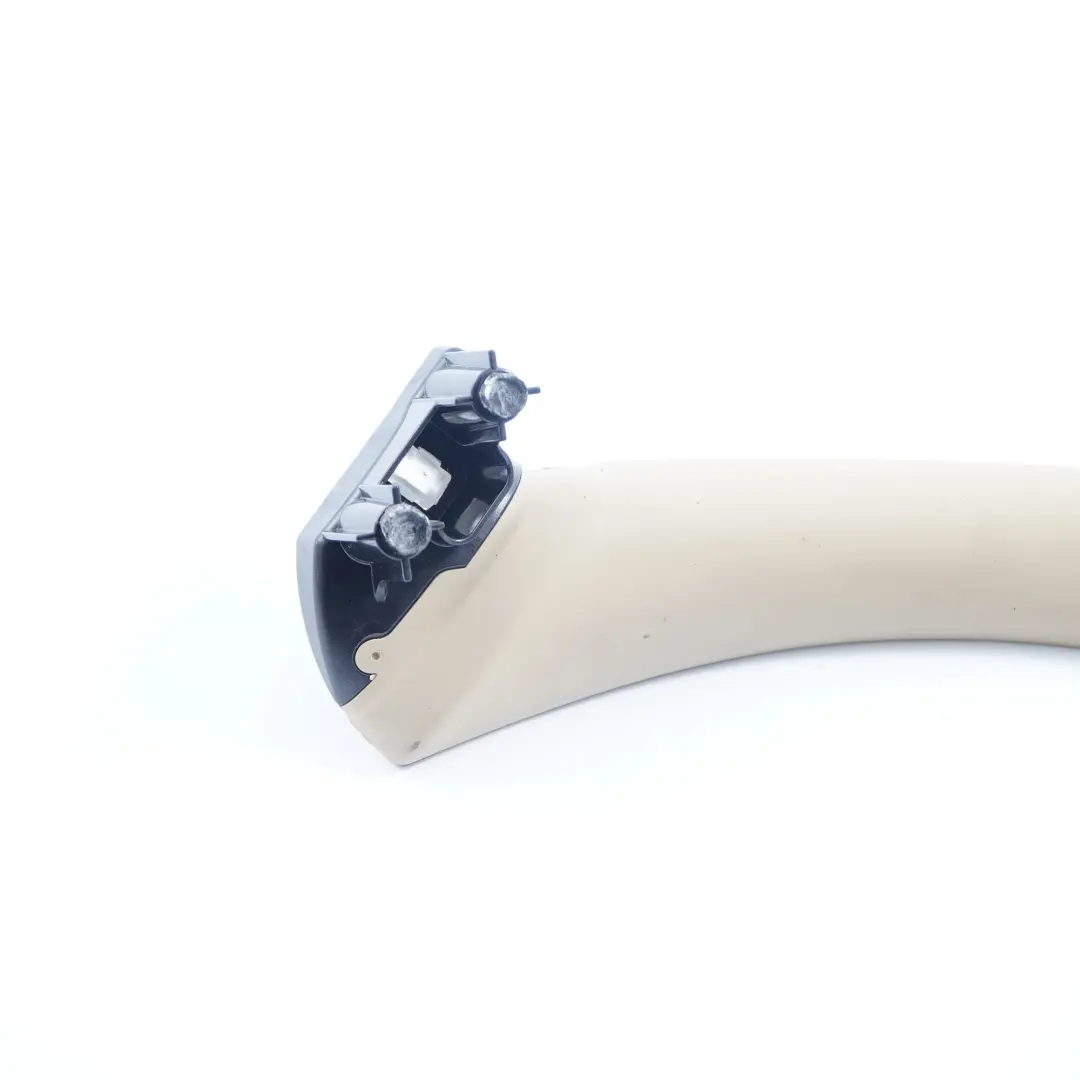Uchwyt Rączka Plastik Drzwi Lewy Beż do BMW E90 E91 o numerze 7230853 BMW E90 E91 Uchwyt Rączka Plastik Drzwi Lewy Beż - SKU 7230853 - Numer Części 7230853