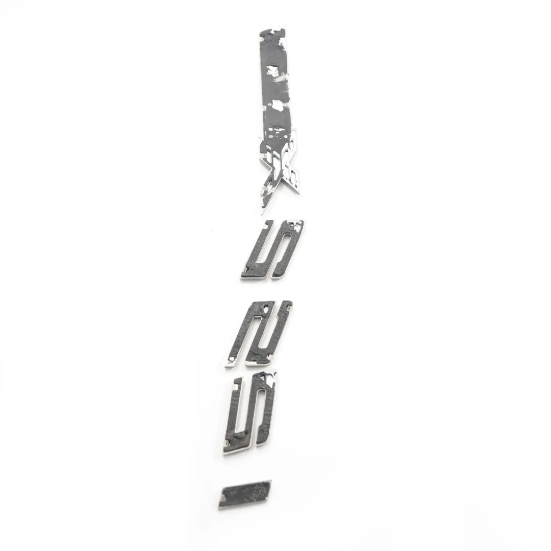 BMW F45 Kofferraumklappe Heckklappe Letering Badge Logo XDrive 225i 7231550 - SKU 7231550  - Teilenummer 7383517