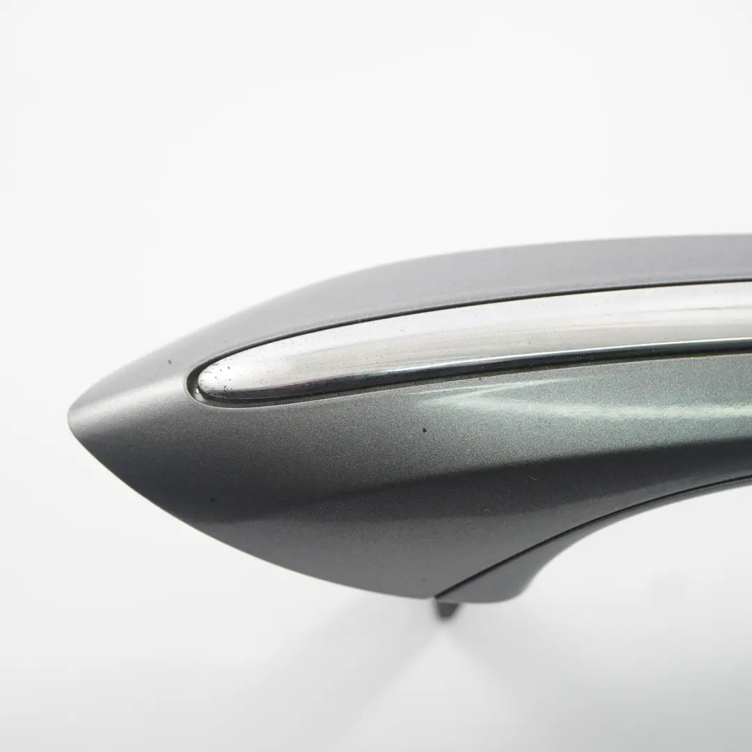 Maniglia porta BMW F10 F11 esterna di presa posteriore sinistra Space Grigio A52 per con numero di parte 7231929 Maniglia porta BMW F10 F11 esterna di presa posteriore sinistra Space Grigio A52 - SKU 7231929-SCG2 - Numero di parte 7231929