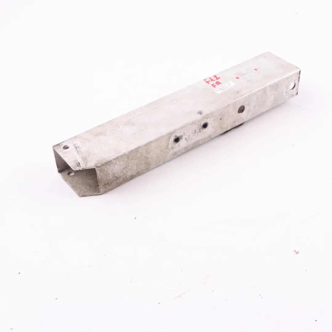 Renfort pare-chocs BMW F06 F12 F13 Absorbeur d'impact avant droit pour à propos du numéro de pièce 7231968 Renfort pare-chocs BMW F06 F12 F13 Absorbeur d'impact avant droit - SKU 7231968 - Numéro de pièce 7231968