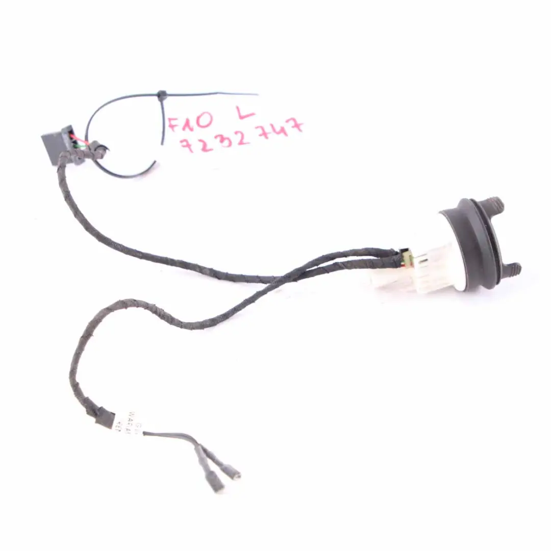 Wing Mirror Cable BMW E81 E87 E90 E91 E92 LCI F10 F11 F12 Left N/S Wiring 3 Pin to with Part number 7232747 Wing Mirror Cable BMW E81 E87 E90 E91 E92 LCI F10 F11 F12 Left N/S Wiring 3 Pin - SKU 7232747 - Part number 7232747
