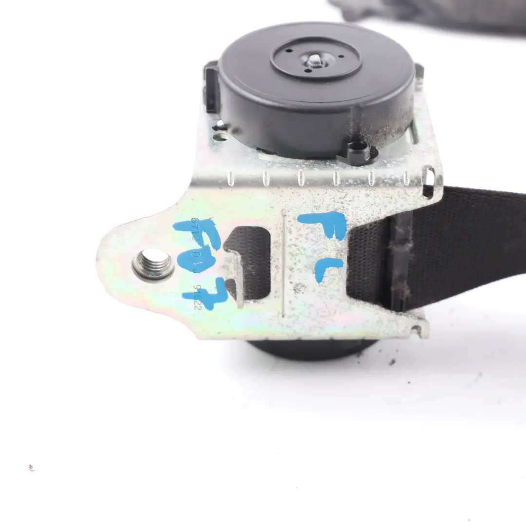 Audi A4 B7 Ceinture de sécurité avant gauche supérieure noire 8E0857705G - SKU 7233485 - Numéro de pièce 7233485