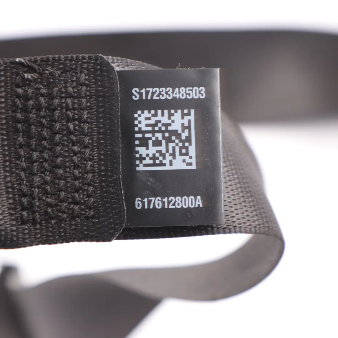 Ceinture de sécurité avant gauche supérieure noire 8E0857705G pour Audi A4 B7 à propos du numéro de pièce 7233485 Audi A4 B7 Ceinture de sécurité avant gauche supérieure noire 8E0857705G - SKU 7233485 - Numéro de pièce 7233485