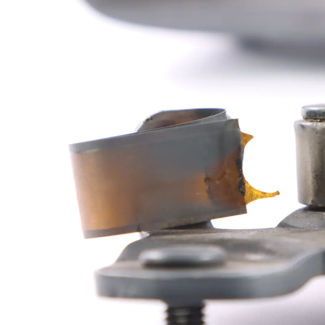 Kofferraum deckel scharnier BMW F07 GT hinten links unten Space Grau Metalic A52 für mit Teilenummer 7233585 Kofferraum deckel scharnier BMW F07 GT hinten links unten Space Grau Metalic A52 - SKU 7233585-SCG - Teilenummer 7233585