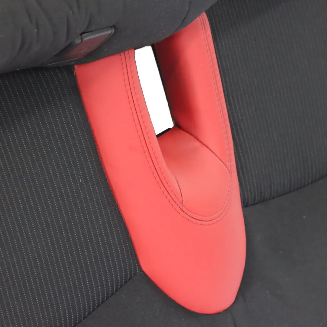 Asiento trasero Banco Mini R55 R56 Asiento trasero Funda Media Cuero Gallo Rojo para con número de pieza 7233779 Asiento trasero Banco Mini R55 R56 Asiento trasero Funda Media Cuero Gallo Rojo - SKU 7233779-1 - Número de pieza 7233779
