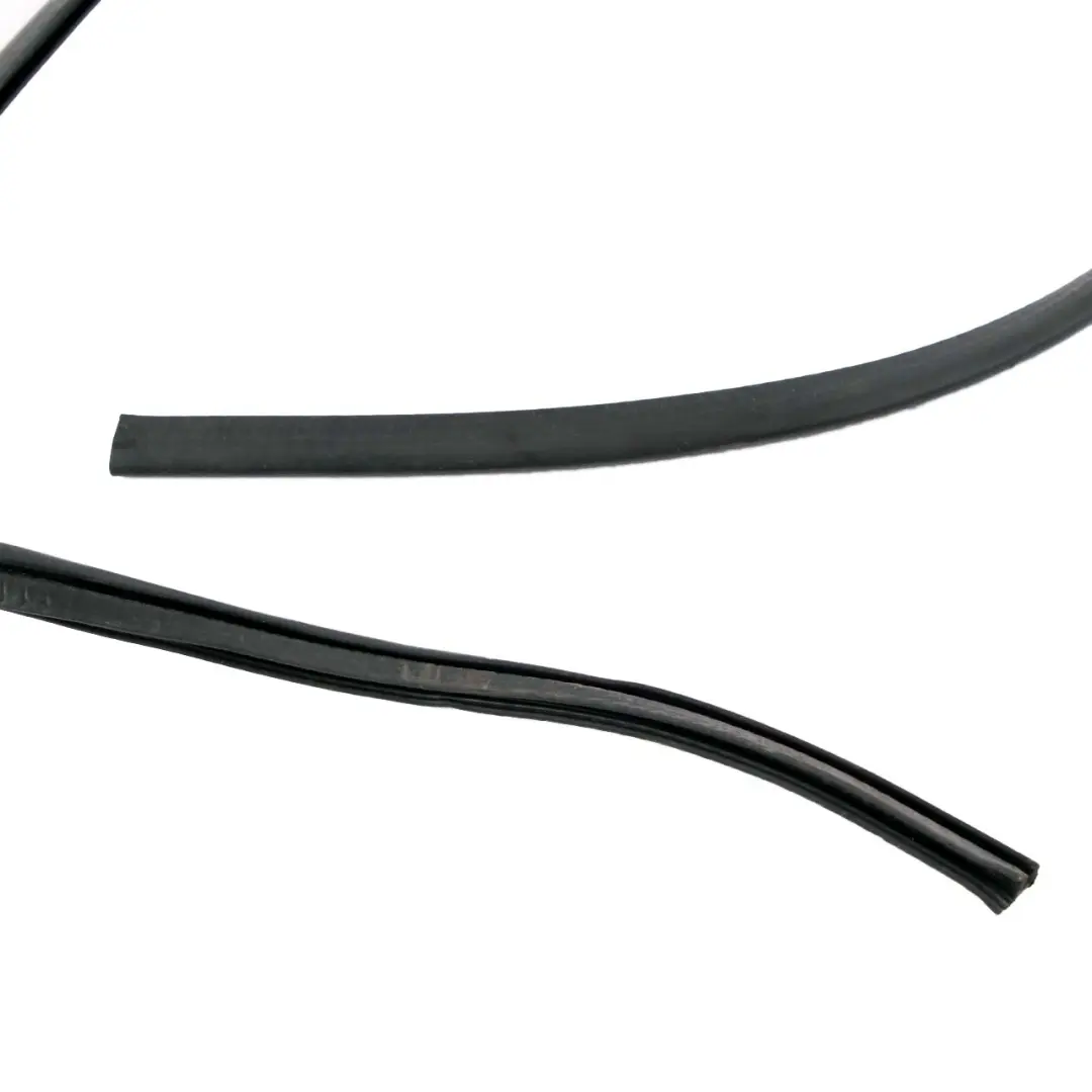 BMW F07 Gran Turismo Trunk Lid Seal Rear Sealing Gasket Upper Top Rubber - SKU 7233913 - Part number 7233913