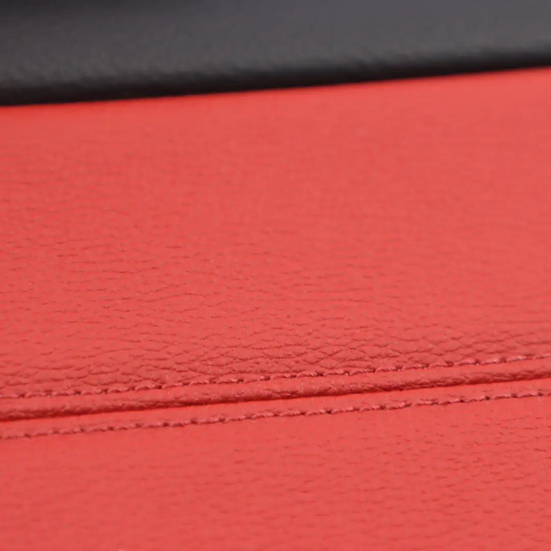 BMW E88 Panneau latéral de garniture Arrière Droite Recouvrement Cuir Rouge - SKU 7234270 - Numéro de pièce 7234270