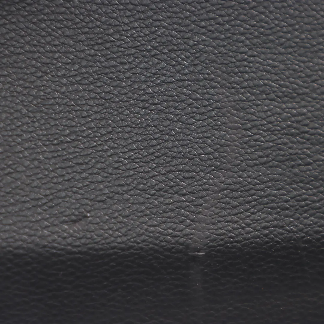 Panneau de garniture latérale arrière gauche Cuir noir Boston pour BMW E88 à propos du numéro de pièce 7234277 BMW E88 Panneau de garniture latérale arrière gauche Cuir noir Boston - SKU 7234277 - Numéro de pièce 7234277