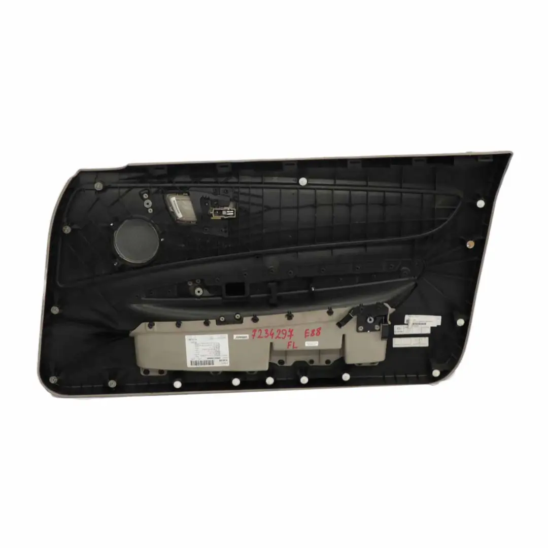 Tarjeta de puerta BMW E88 Cabrio Puerta Delantera Izquierda Cuero Boston Beige para con número de pieza 7234297 Tarjeta de puerta BMW E88 Cabrio Puerta Delantera Izquierda Cuero Boston Beige - SKU 7234297 - Número de pieza 7234297