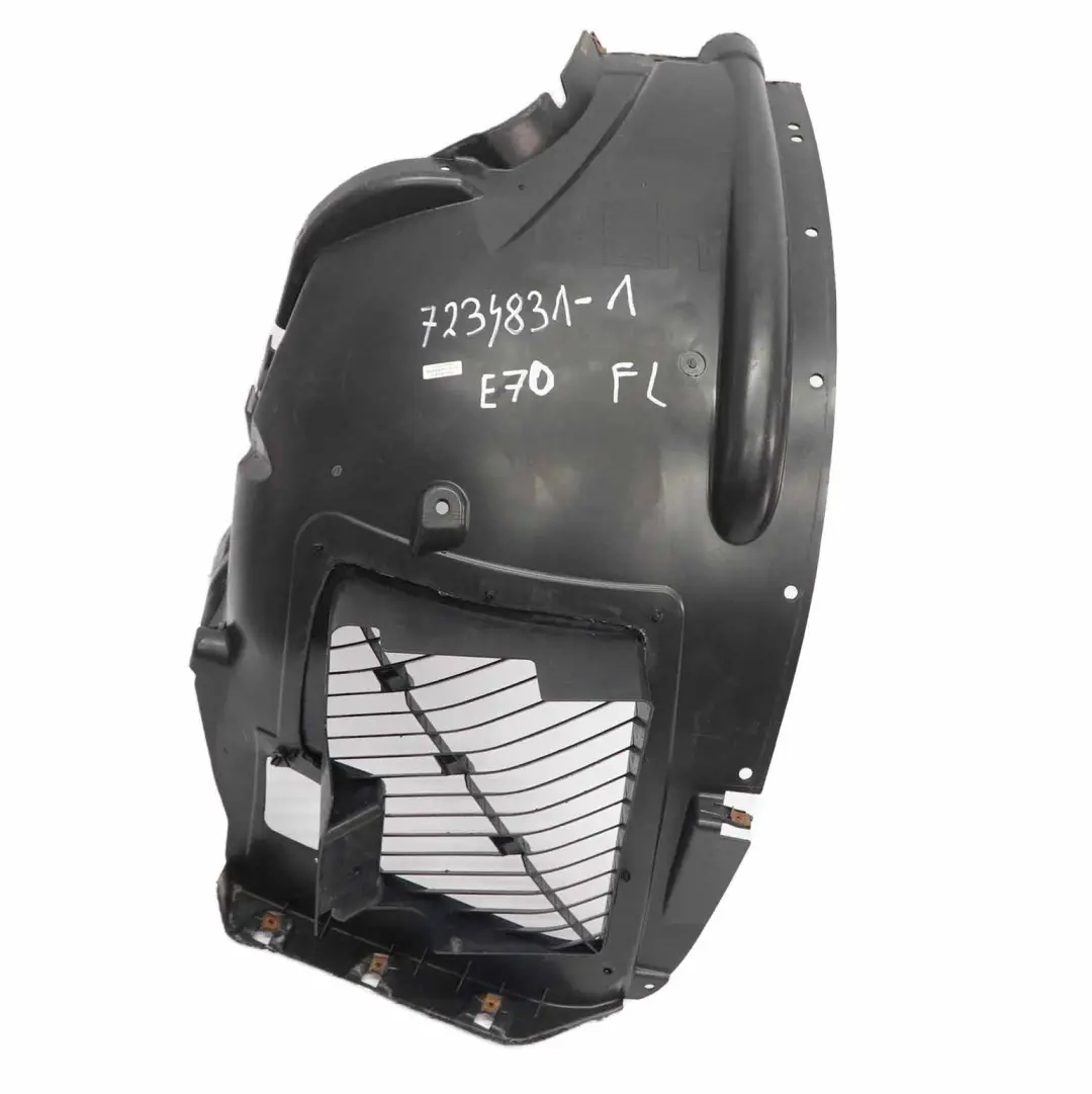 Osłona Nadkole Lewy Przód do BMW X5 E70 LCI o numerze 7234831 BMW X5 E70 LCI Osłona Nadkole Lewy Przód - SKU 7234831 - Numer Części 7234831